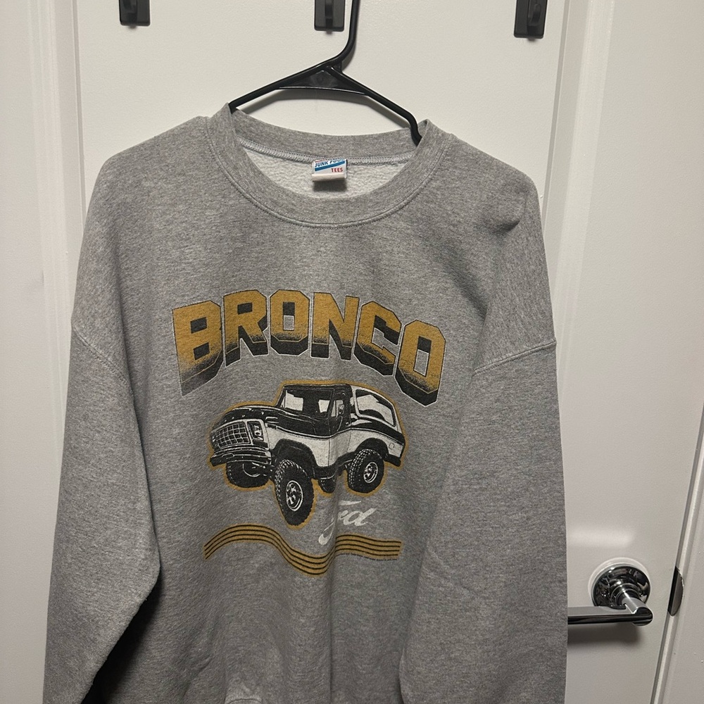 Gray Bronco Graphic Sweatshirt